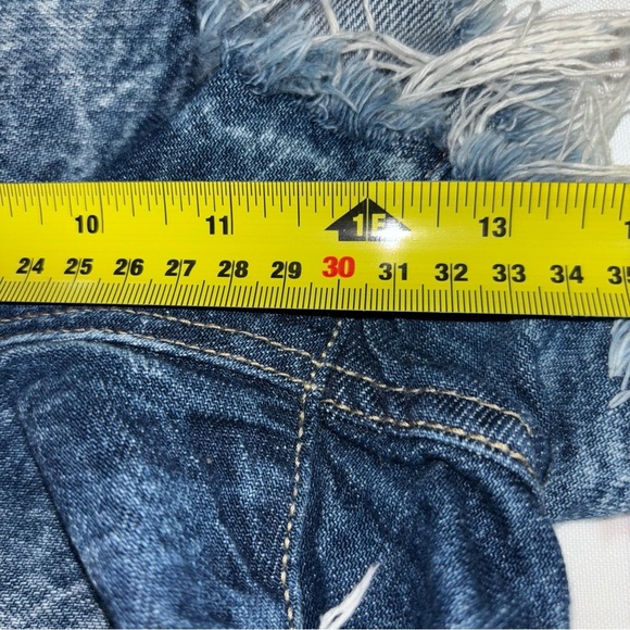 Garage Denim Festival Distress High Waist Jean Shorts Size 11 - Picture 7 of 10